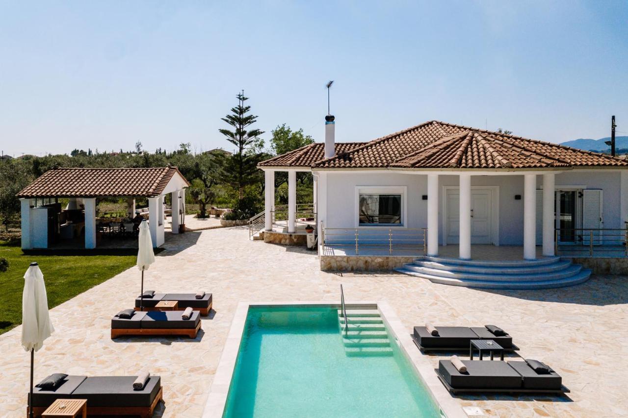 Villa Ellania Ambelokipoi  Exterior photo